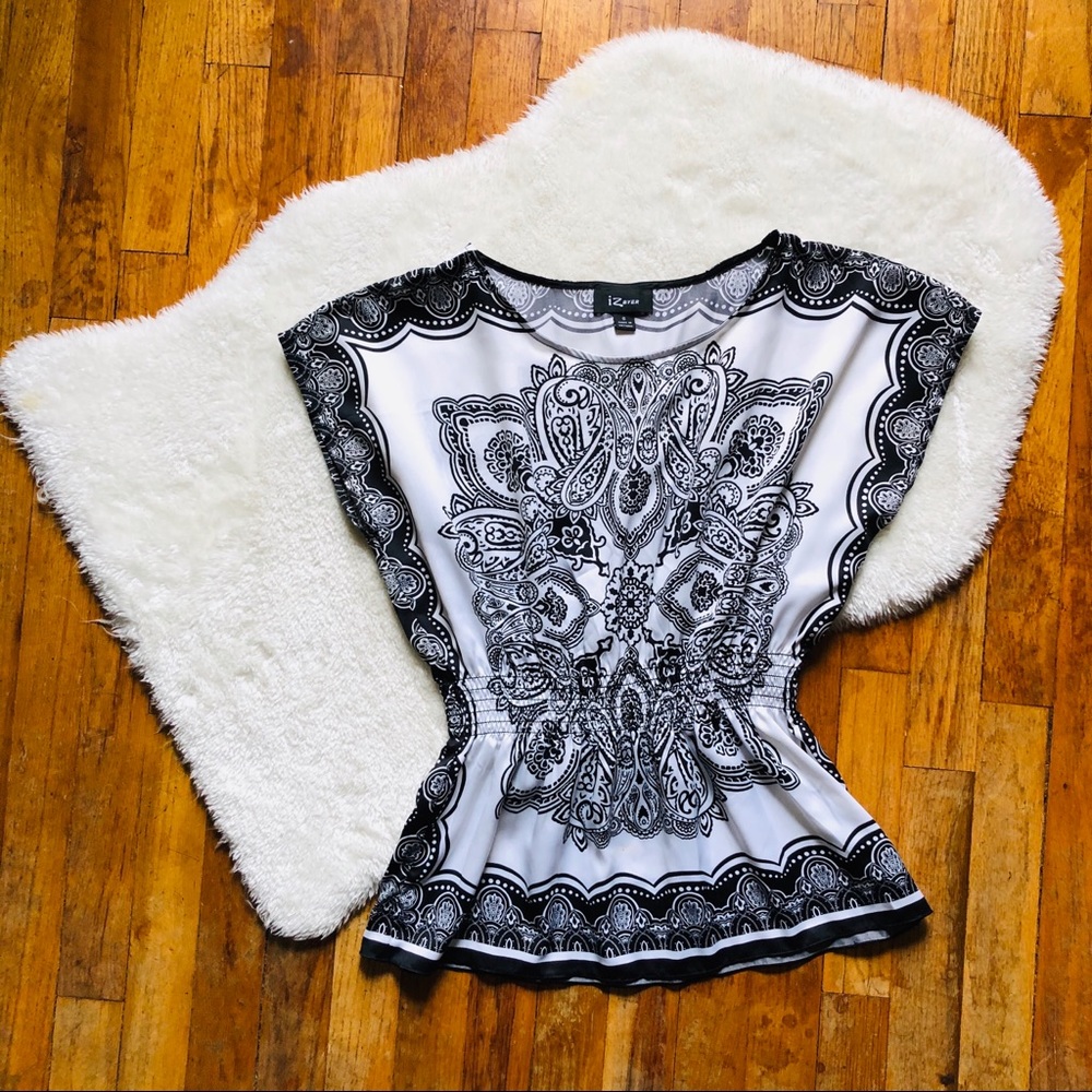 Black and White Design Blouse - NWOT